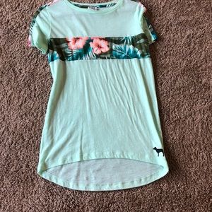 VS Pink Shirt Sleeve Tee